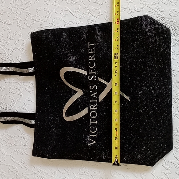 🤩4/$25 Victoria's Secret Sparkling Tote Bag - Picture 4 of 9